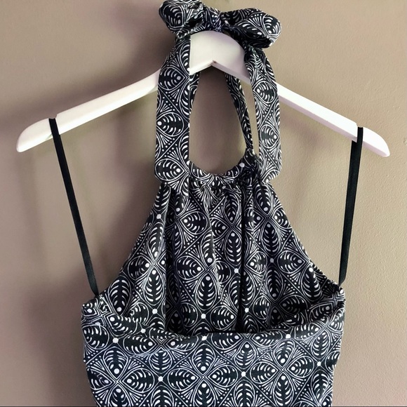 BANANA REPUBLIC Black White Geometric Leaf Halter - Picture 7 of 7